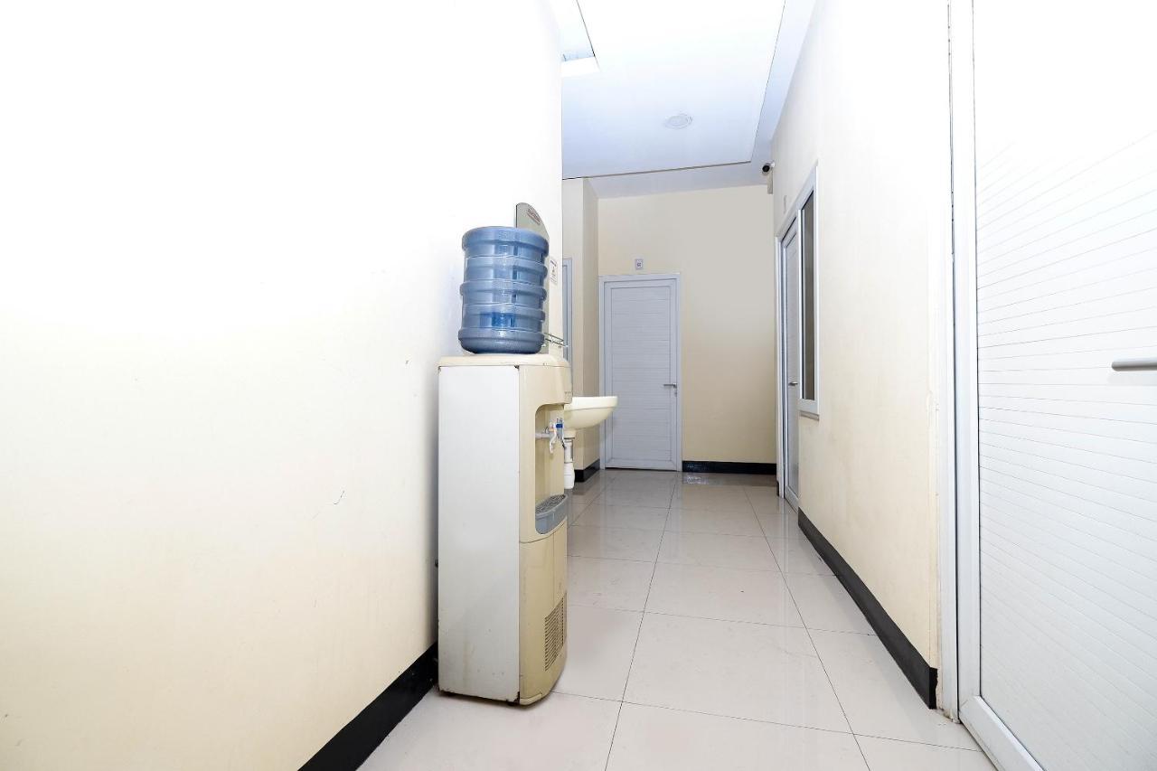 Oyo 1815 Gatsu Residence Semarang Exterior foto